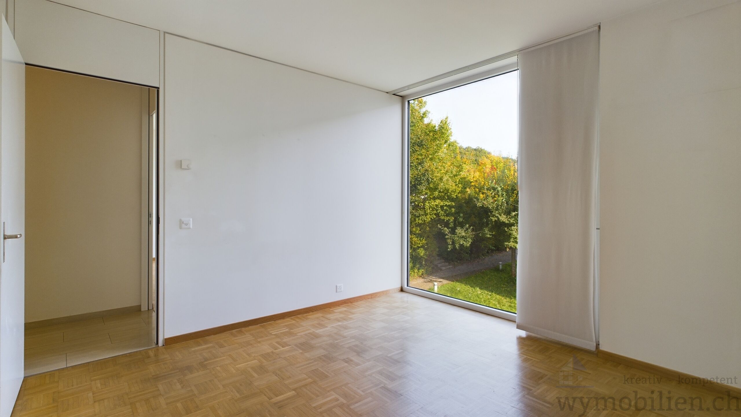 Auch von diesem Zimmer Blick ins Grüne 