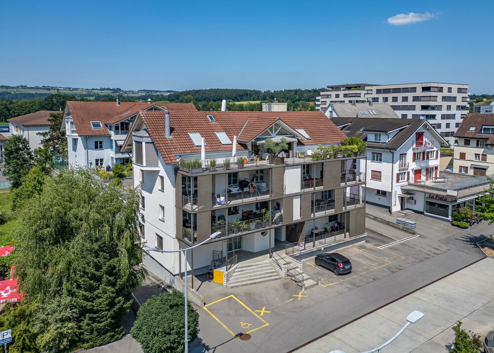 Zentrales Zuhause mit grosszügigem Balkon