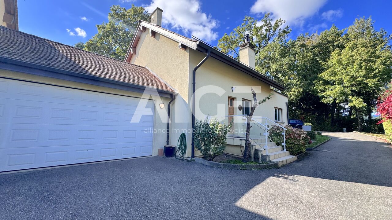 Belle villa jumelle à Chambésy