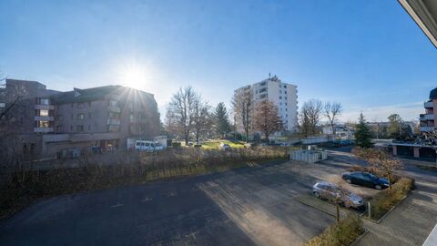 Grosse Eigentumswohnung an ruhiger Lage inkl. Tiefgaragenplatz!