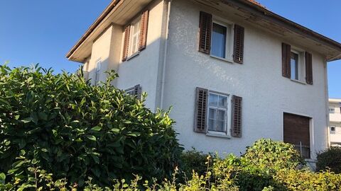 Vielseitig nutzbares freistehendes
7 ½ Zi-EFH mit Potential in Wohlen
