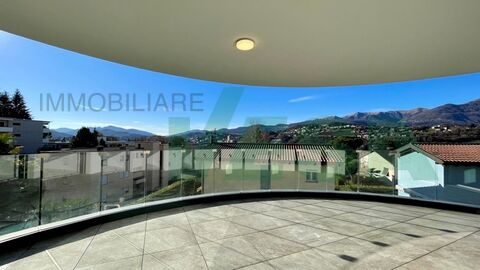 Elegant and bright 4,5-room-apartment with wonderful terrace