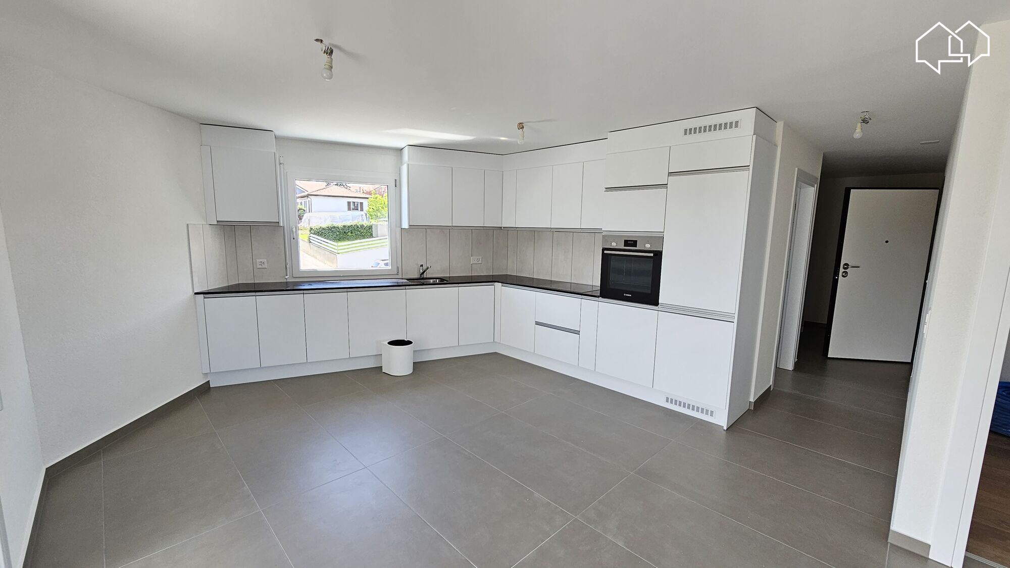 3.5 pièces 1er étage (immeuble neuf)