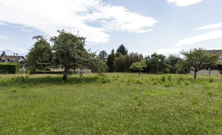 Superbe parcelle en zone villa