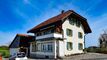 Landhaus mit 2 Wohnungen Gemeinde Alterswil