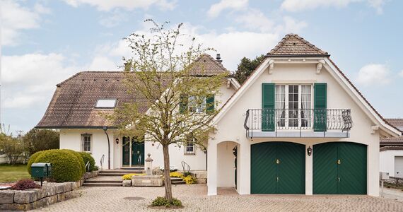 LANDHAUSVILLA MIT STIL UND CHARME