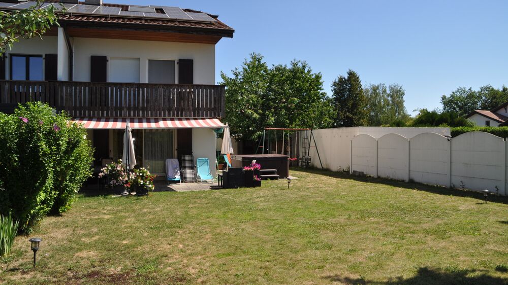 Firstview
