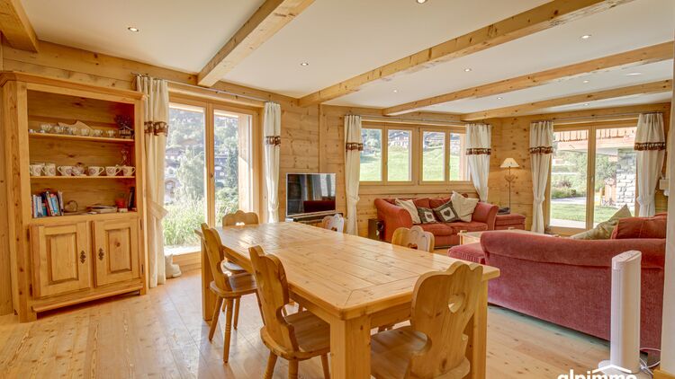 A vendre : 4.5 p. exceptionnel au centre de Haute-Nendaz, mais calme !