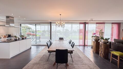 Exklusive Terrassenwohnung mit spektakulärem Alpenpanorama