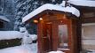 Caravane et auvent aménagé été et hiver camping du Grand Paradis
