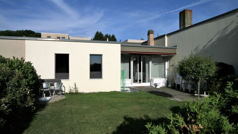 Belle villa contiguë dans quartier résidentiel