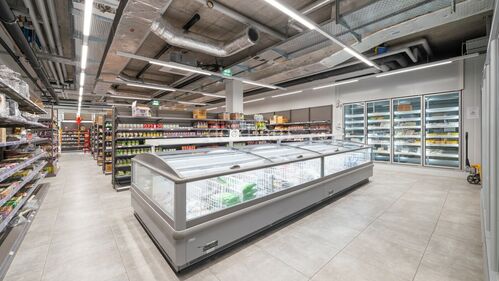 Surface commerciale idéalement située à la Sallaz
