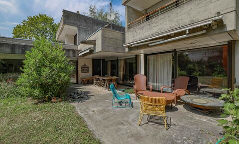 Architect's house in a quiet and residential environment