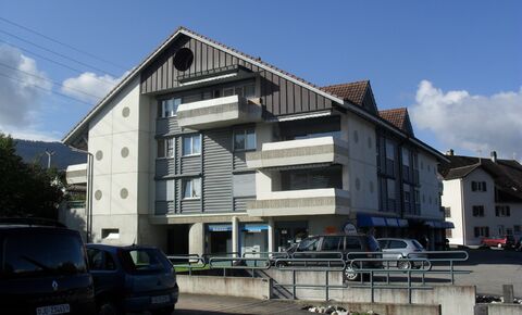 Appartement spacieux de 90 m2
au 2ème étage sans ascenseur