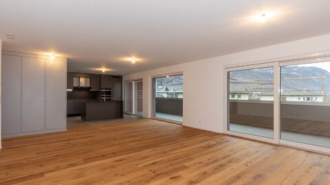 Magnifique 4 pièces 1/2 en attique neuf à vendre