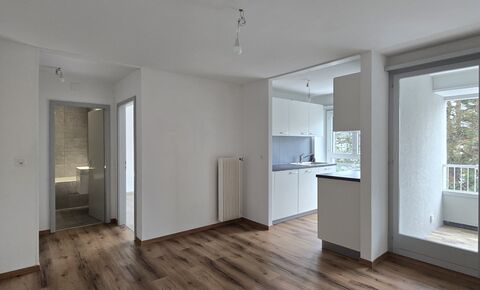 Appartement rénové de 47,50 m2
Avec ascenseur & balcon