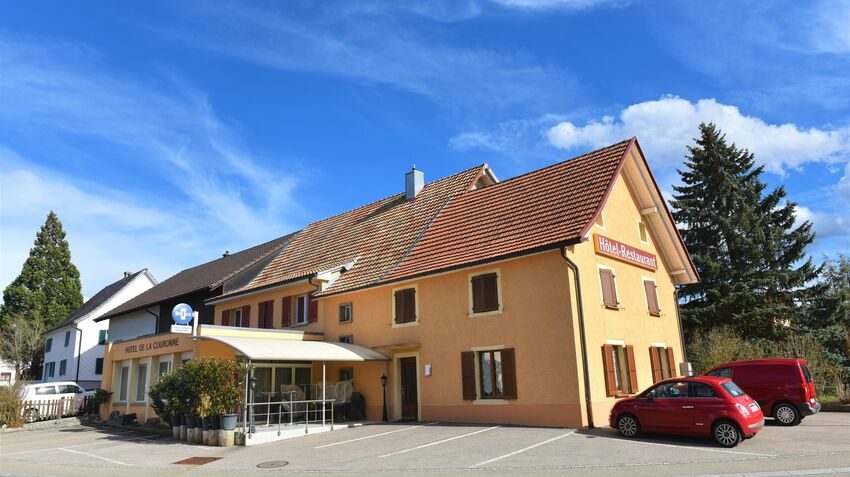 Investment building