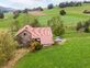 Magnifique cadre bucolique pour cette ferme à rénover