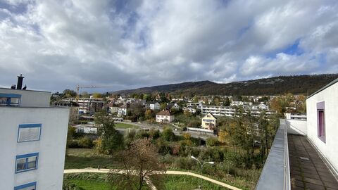 Magnifique attique de 6 pièces de 192 m2 avec ascenseur privatif.