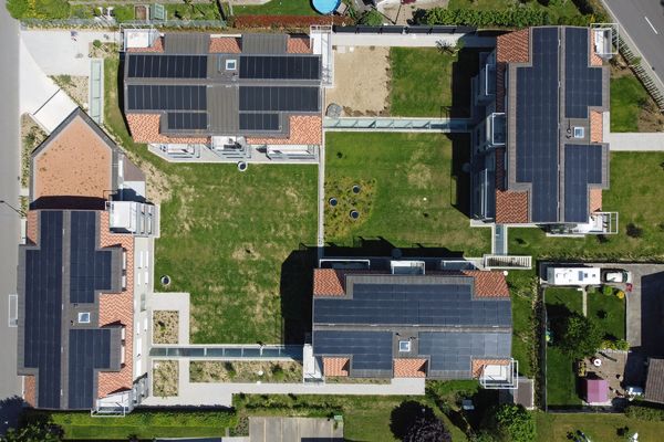 Nachhaltige Bauweise mit Solaranlage
