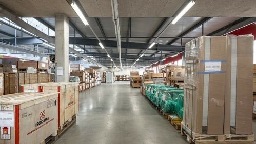 Atelier et dépôts à louer au coeur de la zone industrielle de Bussigny