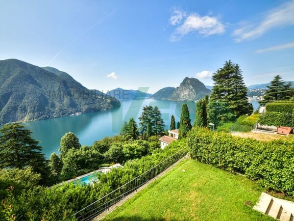 Elegant 4,5 duplex apartment with breathtaking lake view and garden