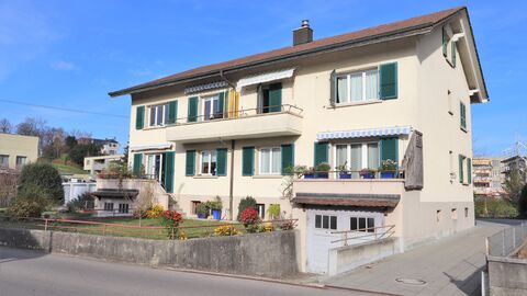 A vendre à Morat:
Immeuble de quatre appartements