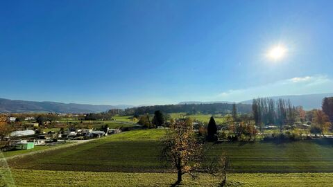 Lichtdurchflutete Wohnung mit traumhaftem Ausblick