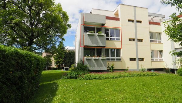 Quiet apartment with 3 balconies and car box