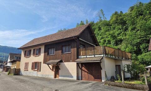 Village house composed of 4 rooms with workshop + garage + plot