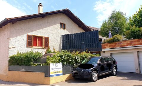 Rental house with 2 apartments - 240 m2