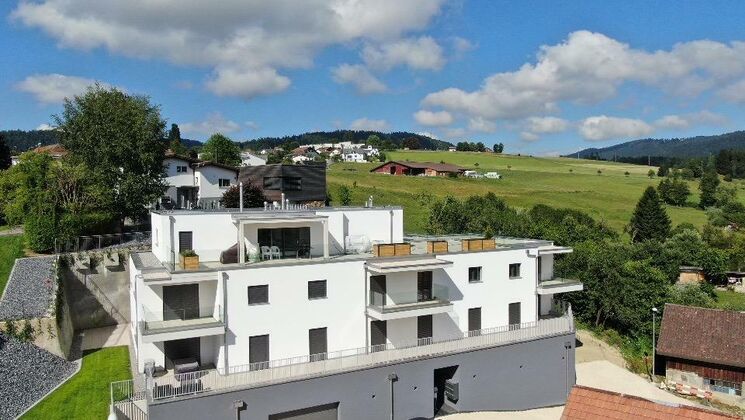INVESTOR SPECIAL - LOT OF 3 PPE APARTMENTS WITH 2-YEAR LEASES
