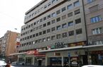 SURFACE ADMINISTRATIVE D'ENV. 145 M2 
SITUE SUR LE BD DE PEROLLES