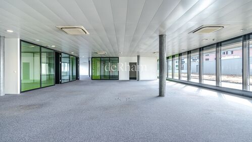 Bureaux modernes d'env. 888 m2 aux portes de la gare CFF