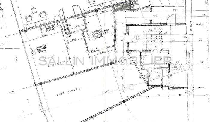 SURFACES ADMINISTRATIVE D'ENV. 96 M²
DIVISIBLE EN 2 SURFACES DE 48 M²