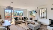 EXCLUSIF<br />
Très bel appartement rénové au coeur de Crans.