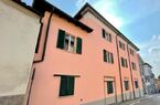 Lovely and recently renovated house with three 4.5-room apartments