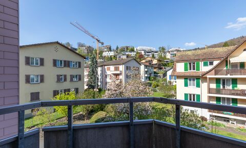 Tolle Wohnung im Dorfzentrum von Horw