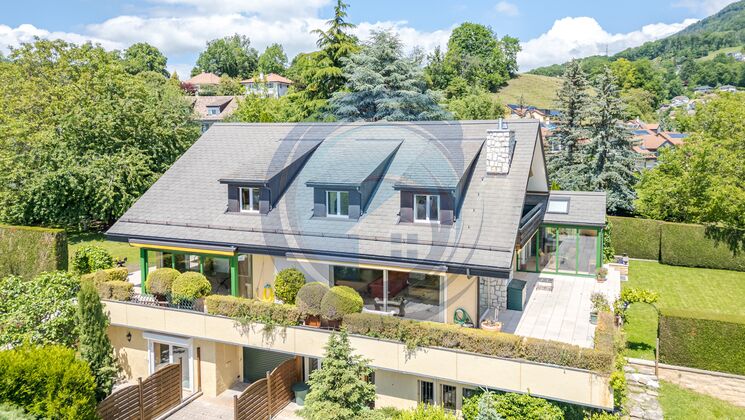 SOMPTUEUSE PROPRIÉTÉ SISE AU SEIN D'UN QUARTIER RÉSIDENTIEL PRISÉ !