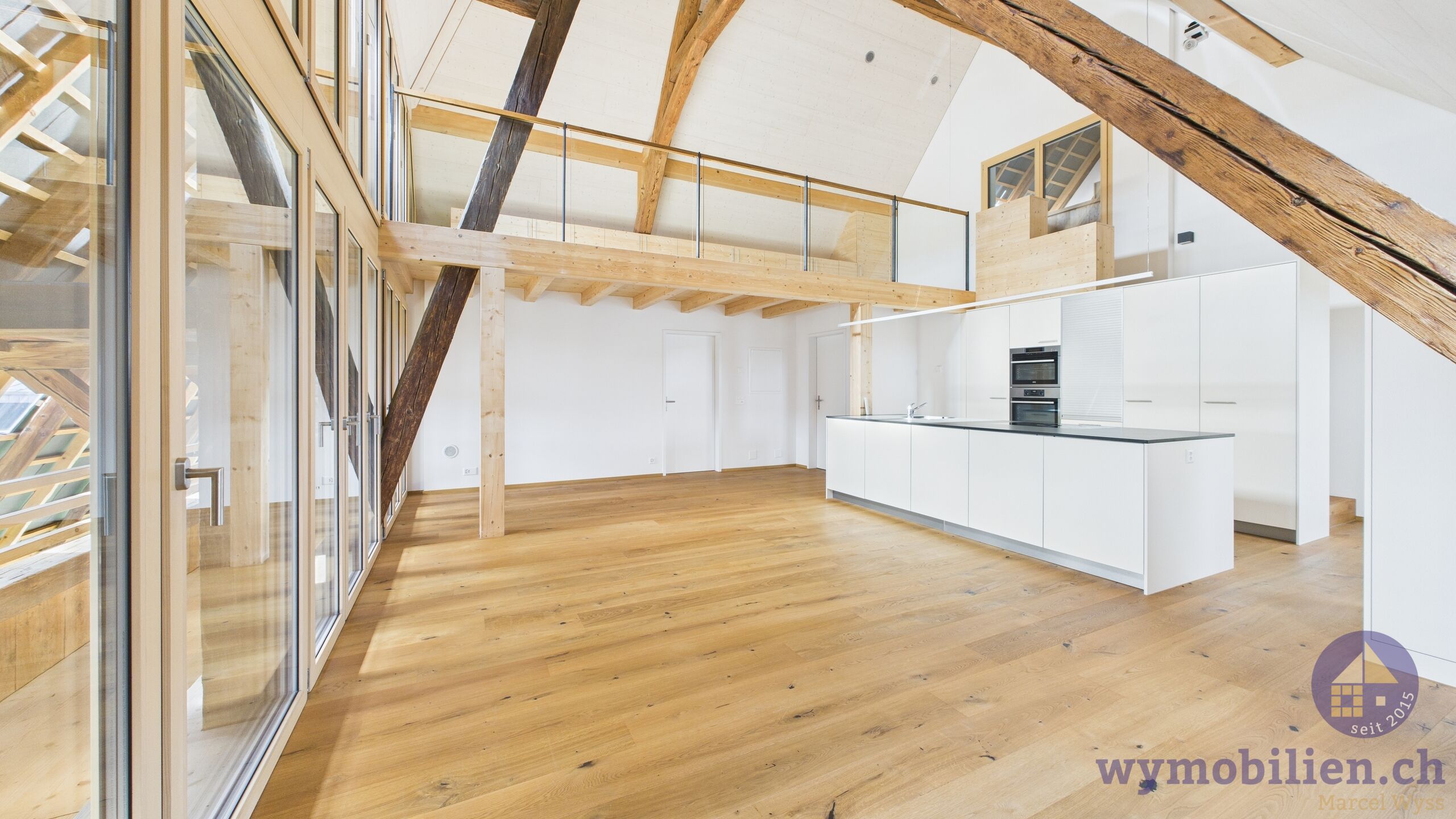 Lichtdurchfluteter Wohnbereich