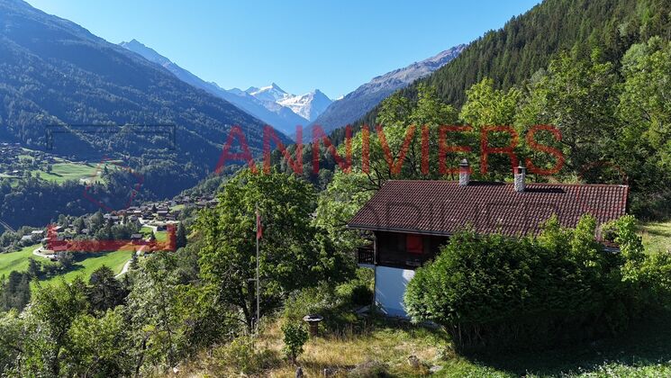 Chalet authentique avec vue panoramique au Val d'Anniviers