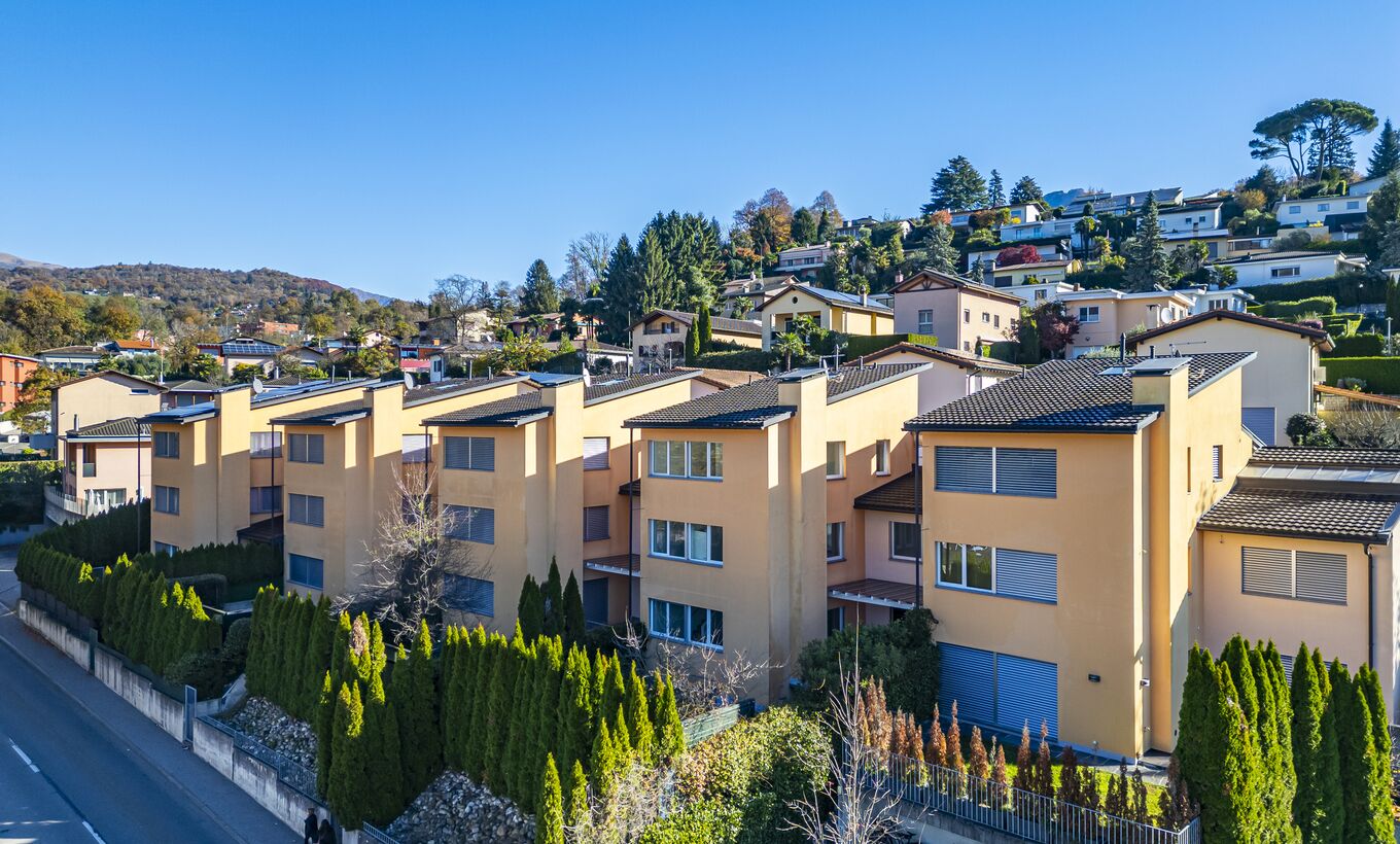 Semi-detached home in strategic location