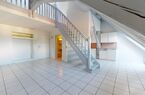 APPARTEMENT DE 4 PIECES
DANS UNE ANCIENNE FERME