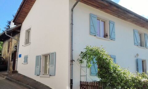 Charming 5.5 room house with garden and workshop