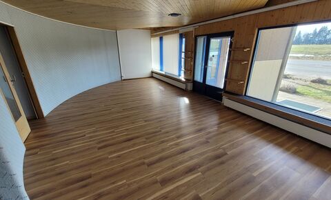 Surface commerciale de 28 m2
Avec vitrines