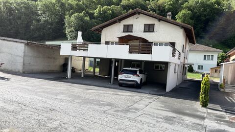 Einfamilienhaus mit Einlegerwohnung
