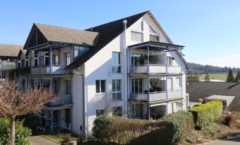 Exklusive Traumwohnung an Südhanglage
mit zwei gedeckten Terrassen