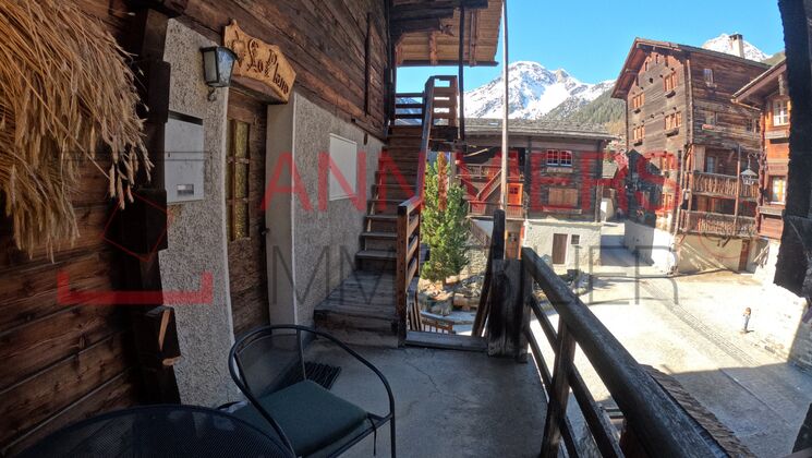 PERLE RARE : authentique appartement dans le vieux-village de Grimentz