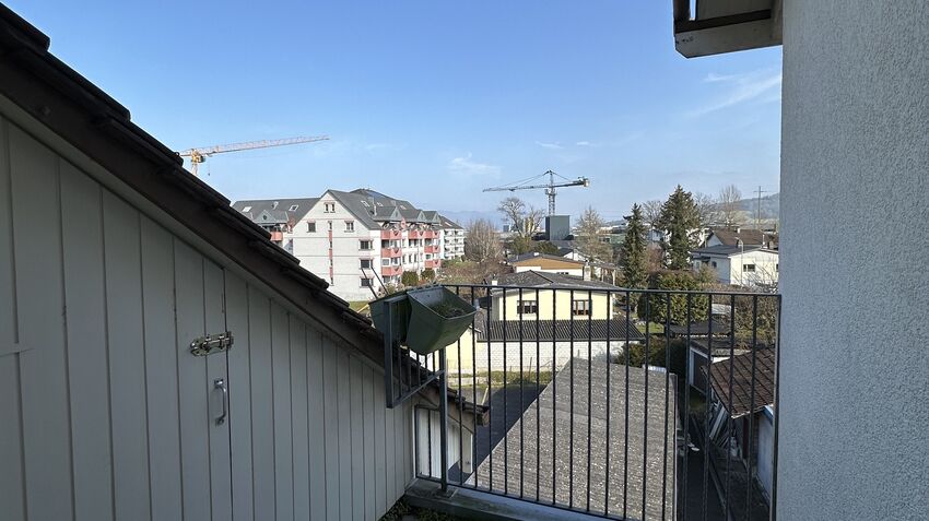 Roof flat