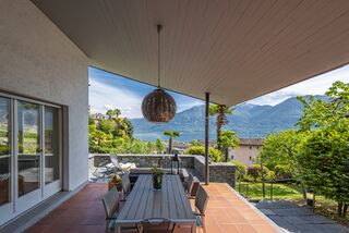 Large property with building potential